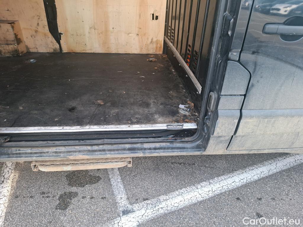  Renault  Master Renault V.I.  VU 4p Fourgon 2.3 150.35 CC L2 PFC C E4 P-MS #28