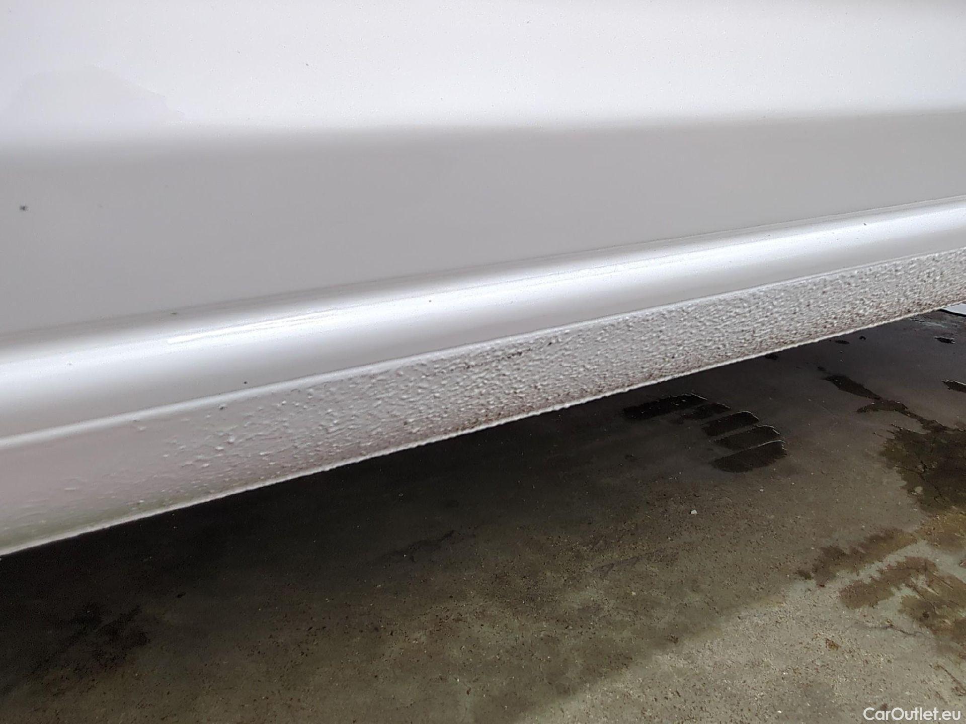  Volkswagen  Caddy VOLKSWAGEN  Maxi Van VU 4p Fourgonnette 2.0 TDI MAXI 102 Business Line #18