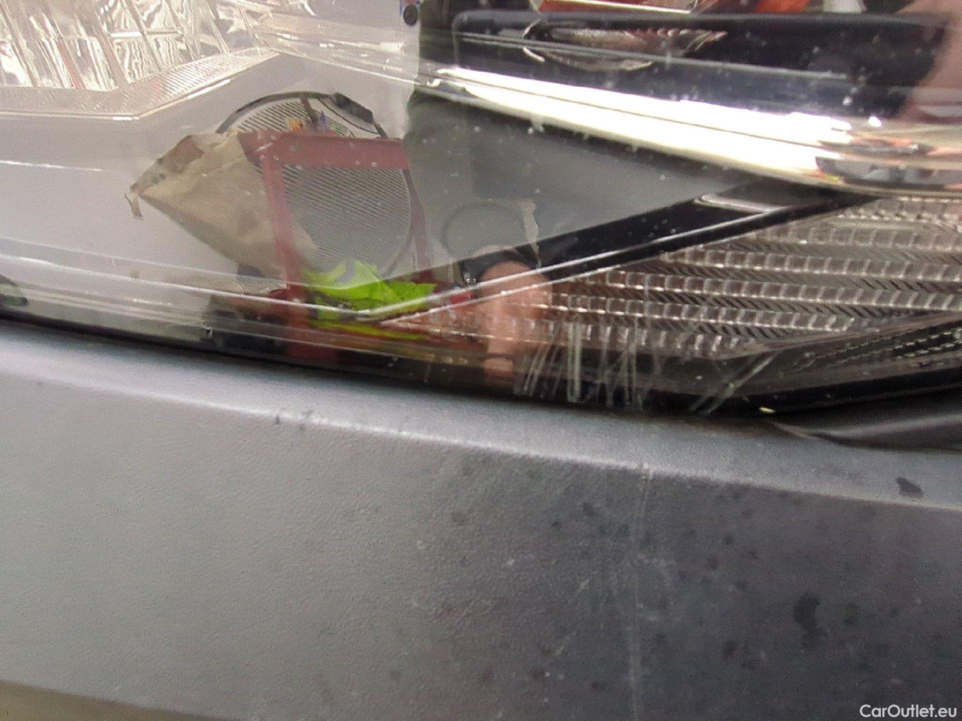  Volkswagen  Caddy VOLKSWAGEN  Maxi Van VU 4p Fourgonnette 2.0 TDI MAXI 102 Business Line #14