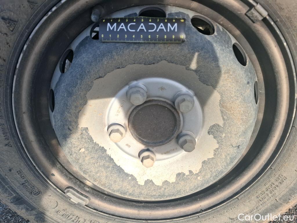  Renault  Master Renault V.I.  VU 4p Fourgon 2.3 150.35 CC L2 PFC C E4 P-MS #50