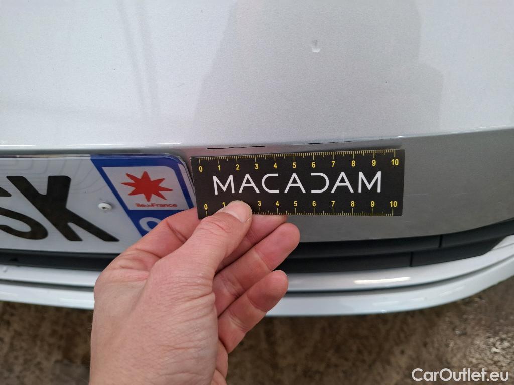  Volkswagen  Golf  VOLKSWAGEN / 2020 / 5P / Berline 2.0 TDI SCR 150 DSG7 LIFE PLUS #4