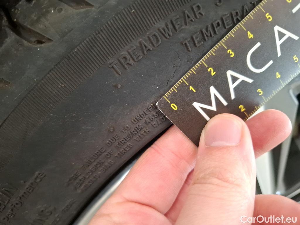  Bmw  Serie 1 BMW Série 1 / 2019 / 5P / Berline 116i DKG7 Business Design #6