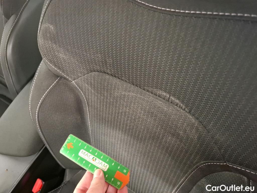  Renault  Megane  IV Estate Business 1.5 dCi 115CV BVA7 E6d #26