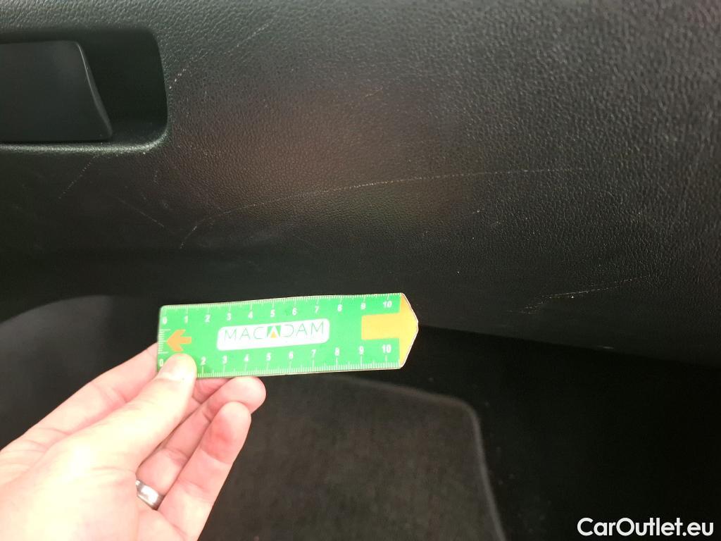  Renault  Megane  IV Estate Business 1.5 dCi 115CV BVA7 E6d #19