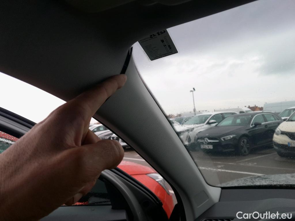  Audi  Q2 AUDI  / 2016 / 5P / todoterreno Design 30 TFSI 85kW (116CV) #8