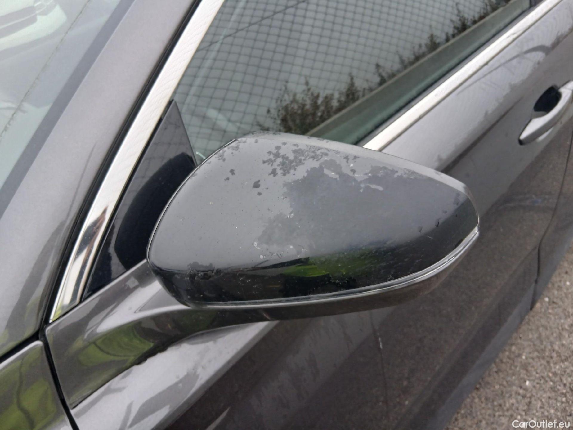  DS  DS7 DS DS 7 Crossback / 2017 / 5P / todoterreno BlueHDi DE 96kW (130CV) Auto. CHIC (AC) #7