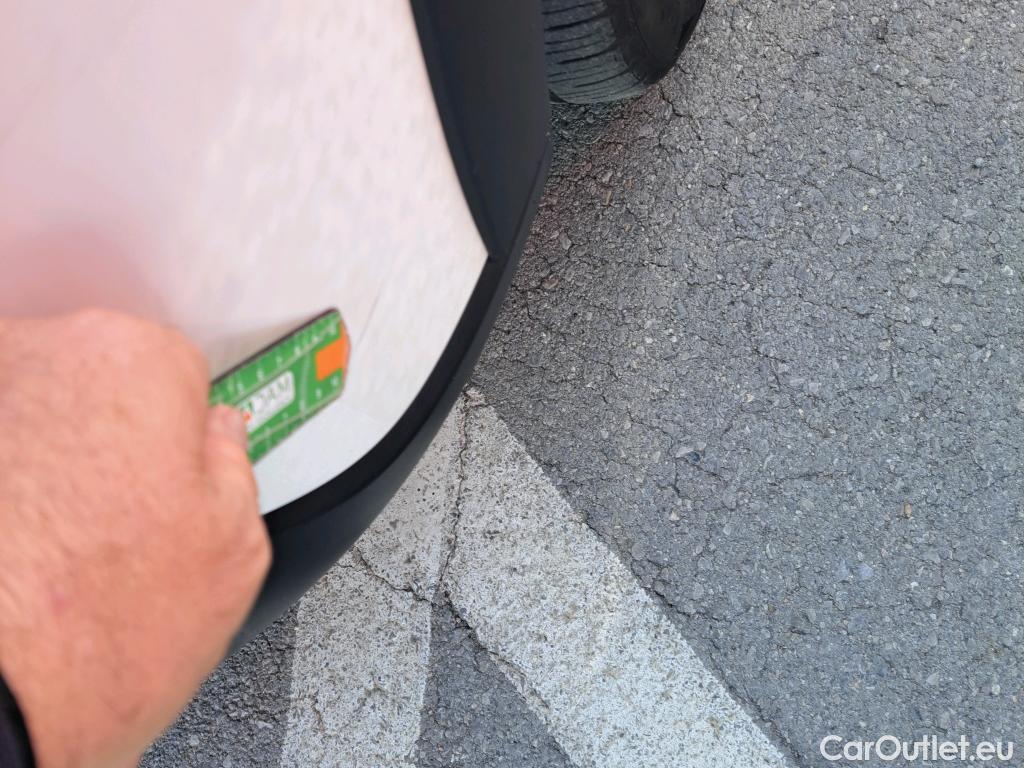  Citroen  C3 CITROEN  / 2020 / 5P / berlina con portón PureTech 60KW (83CV) Feel Pack #44