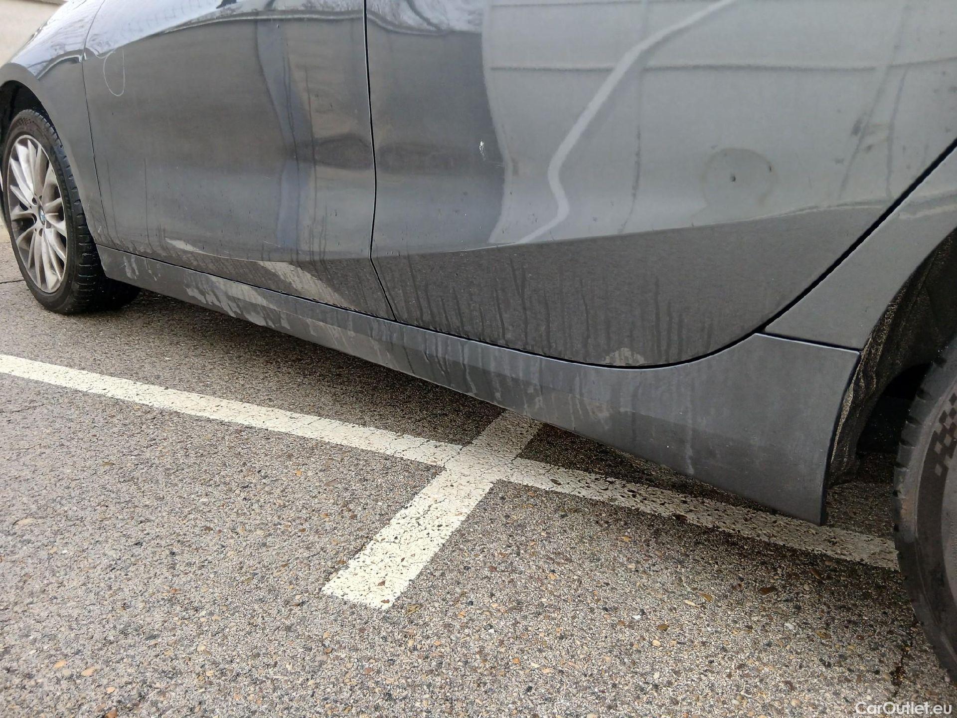  Bmw  Serie 1 BMW  / 2019 / 5P / berlina con portón 118i #12