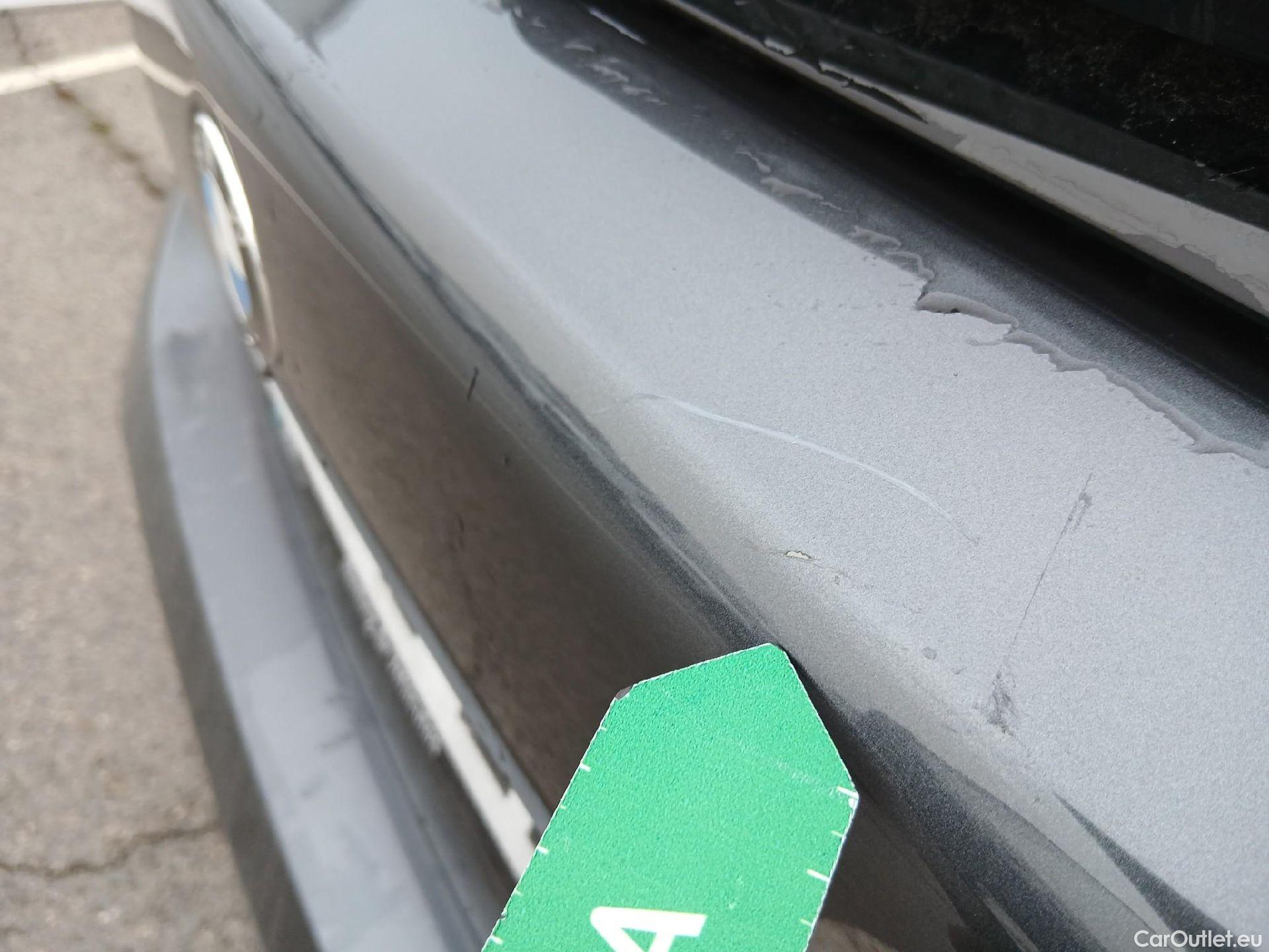  Bmw  Serie 1 BMW  / 2019 / 5P / berlina con portón 118i #17