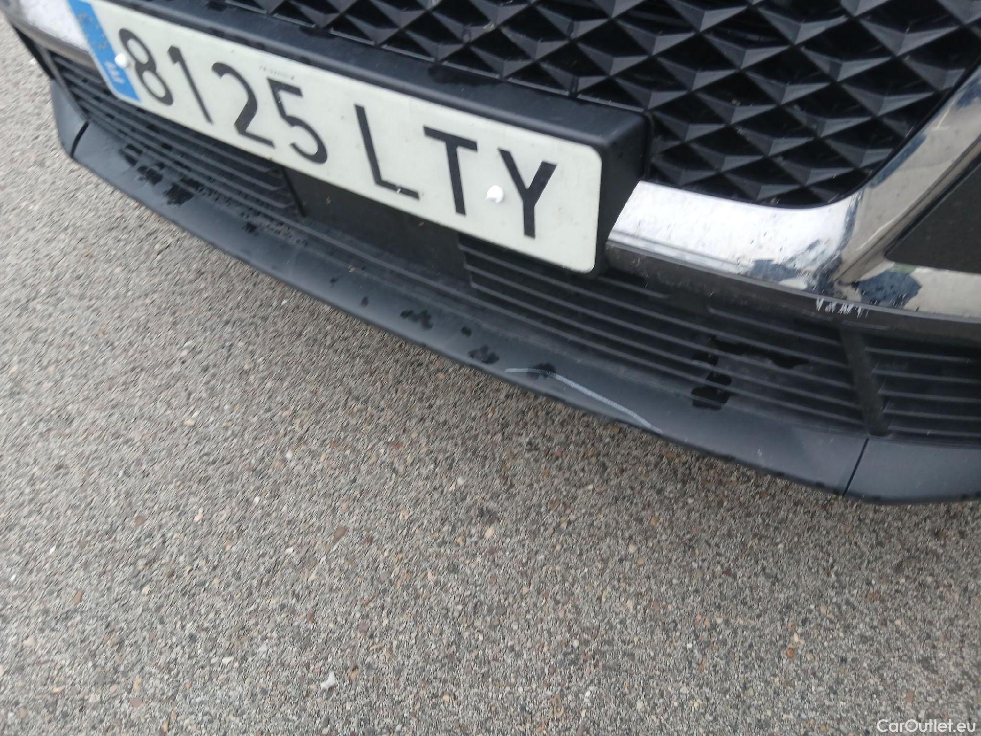  DS  DS7 DS DS 7 Crossback / 2017 / 5P / todoterreno BlueHDi DE 96kW (130CV) Auto. CHIC (AC) #4