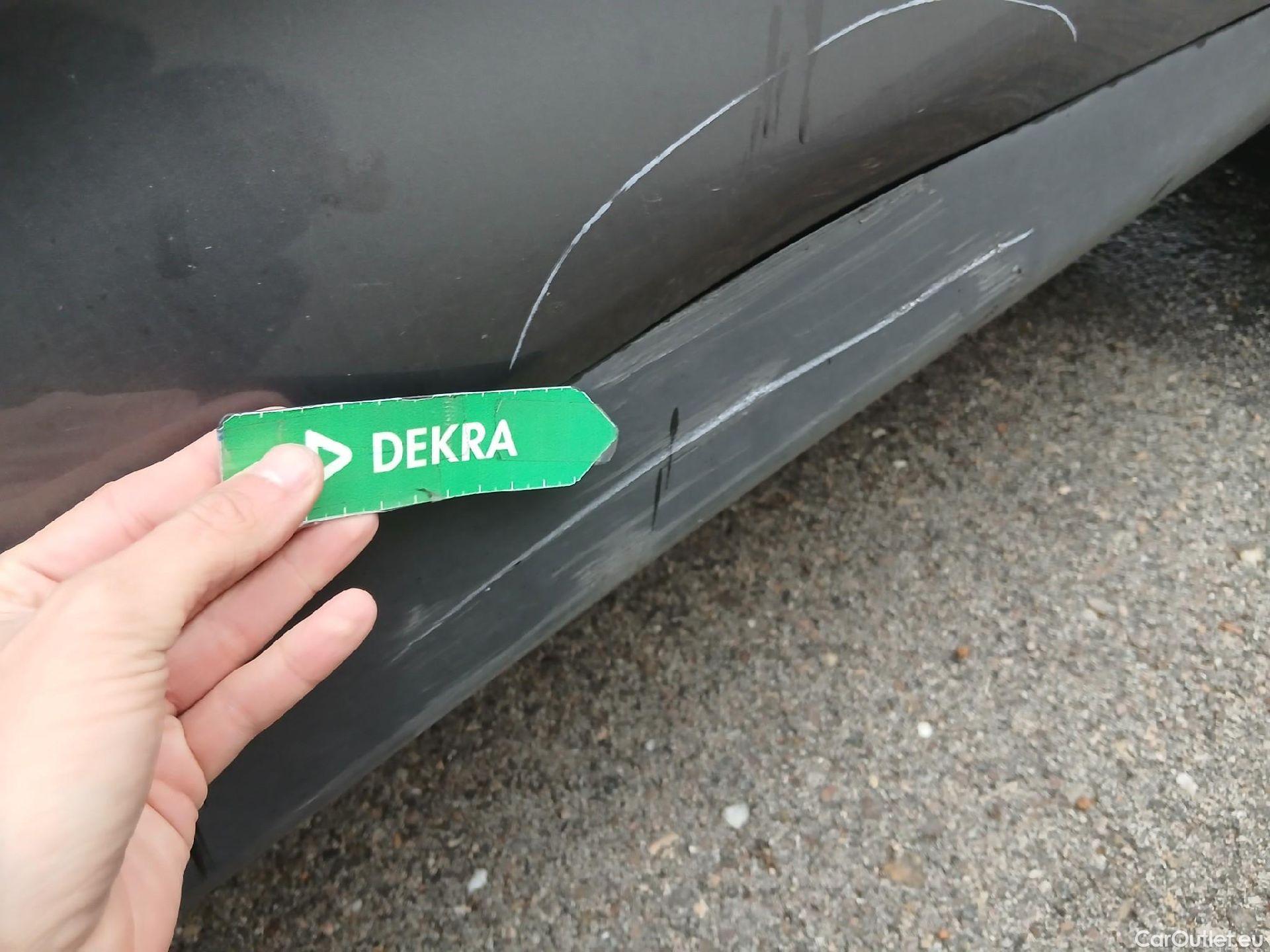  DS  DS7 DS DS 7 Crossback / 2017 / 5P / todoterreno BlueHDi DE 96kW (130CV) Auto. CHIC (AC) #13