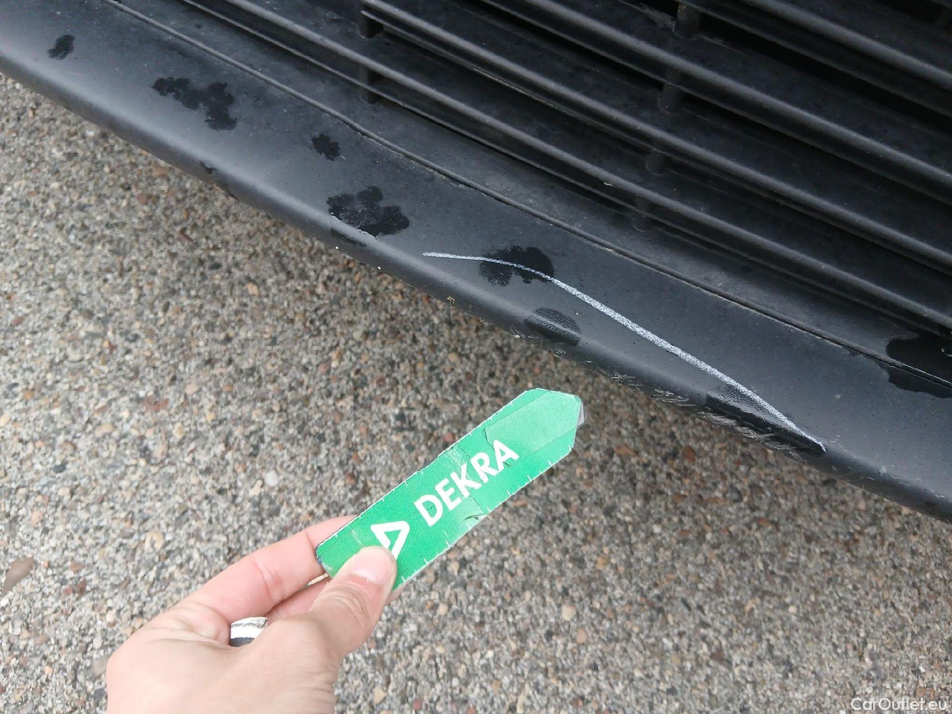  DS  DS7 DS DS 7 Crossback / 2017 / 5P / todoterreno BlueHDi DE 96kW (130CV) Auto. CHIC (AC) #3