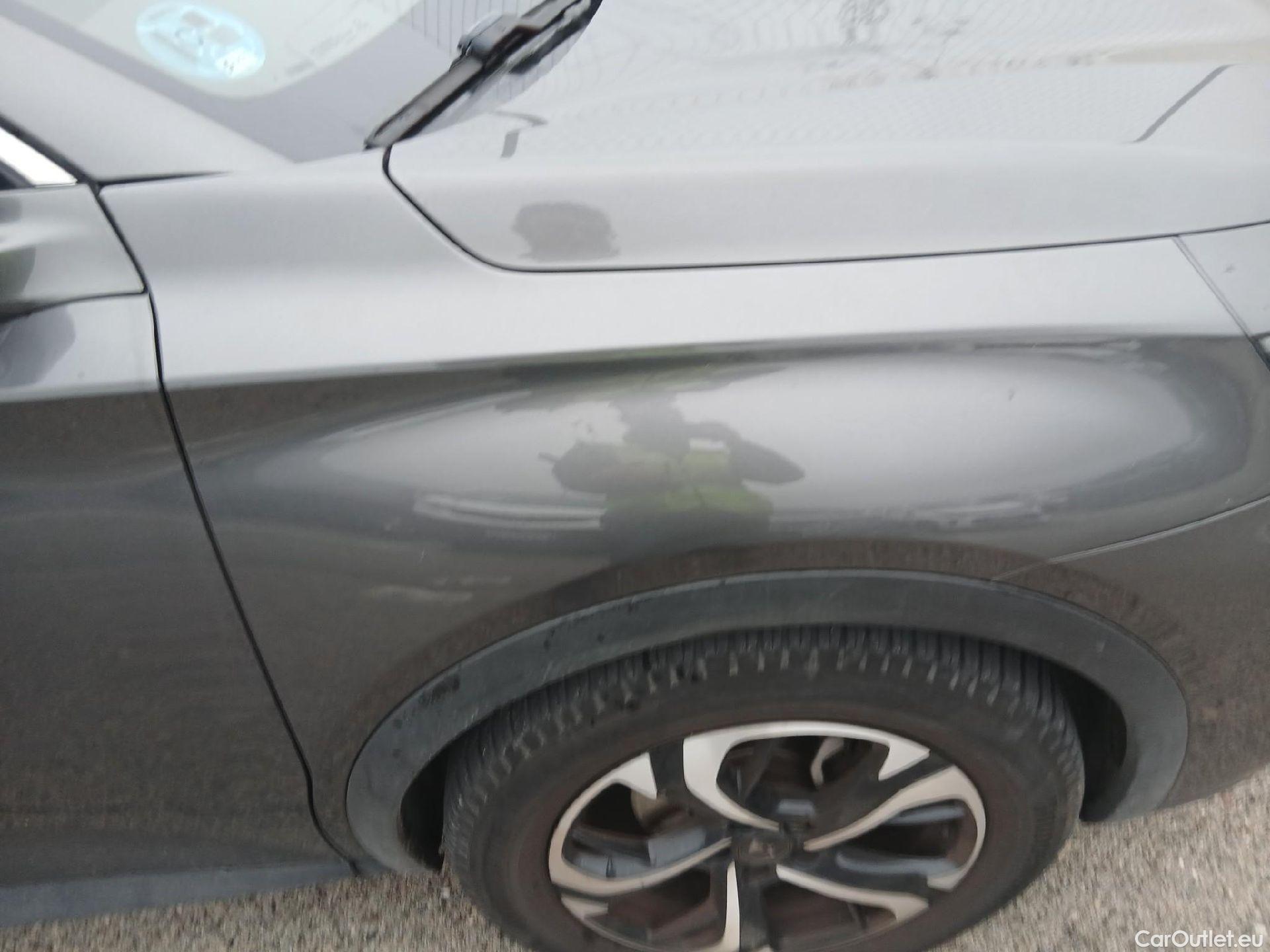  DS  DS7 DS DS 7 Crossback / 2017 / 5P / todoterreno BlueHDi DE 96kW (130CV) Auto. CHIC (AC) #33