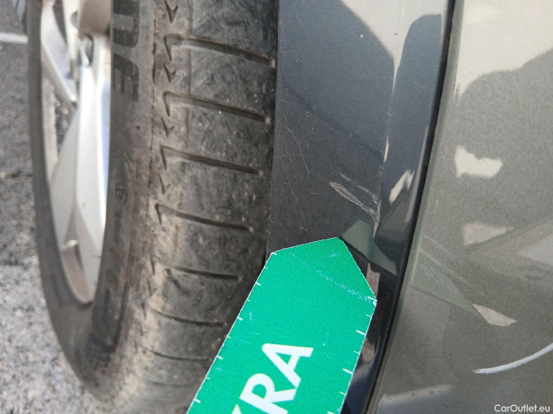  Audi  Q3 AUDI  / 2018 / 5P / todoterreno Advanced 35 TDI 110kW (150CV) S tronic (AC5) #38