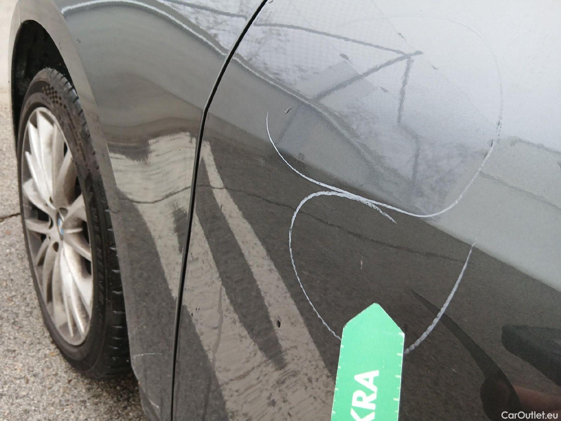  Bmw  Serie 1 BMW  / 2019 / 5P / berlina con portón 118i #9