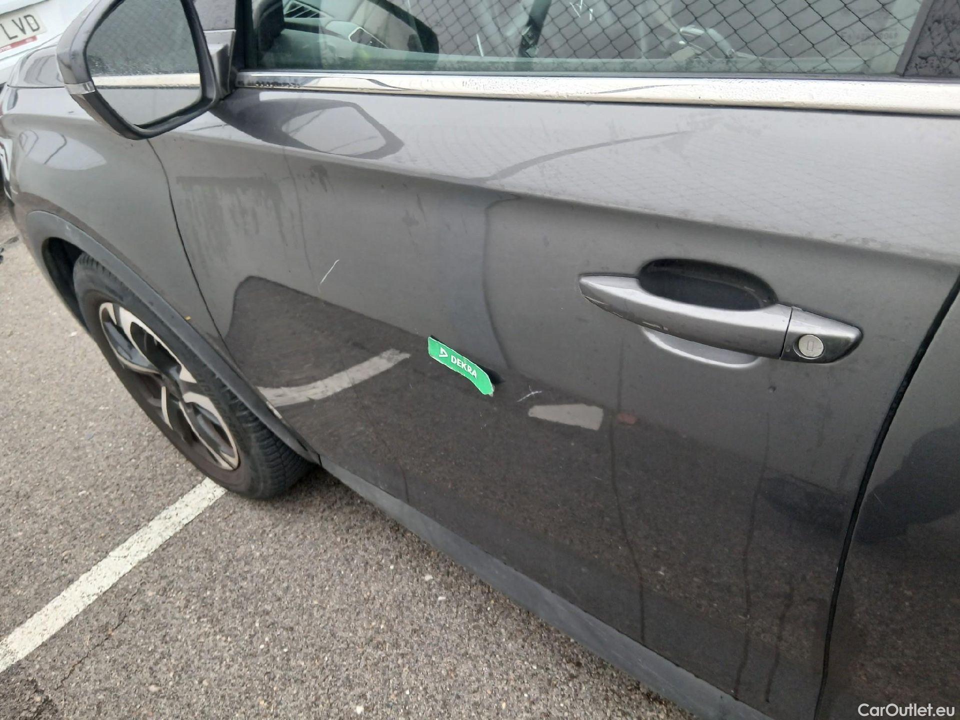  DS  DS7 DS DS 7 Crossback / 2017 / 5P / todoterreno BlueHDi DE 96kW (130CV) Auto. CHIC (AC) #10