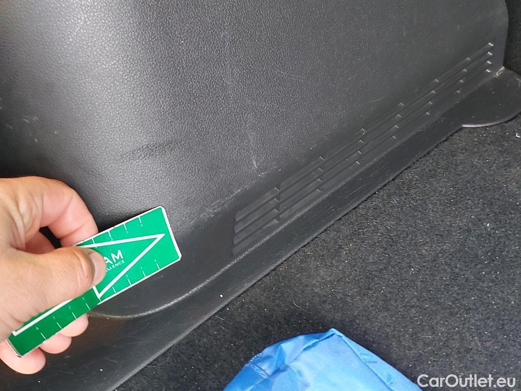  Hyundai  Konna HYUNDAI Kona / 2020 / 5P / todoterreno 1.6 GDI HEV Maxx DCT #27