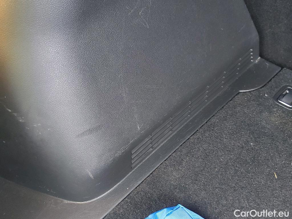  Hyundai  Konna HYUNDAI Kona / 2020 / 5P / todoterreno 1.6 GDI HEV Maxx DCT #26