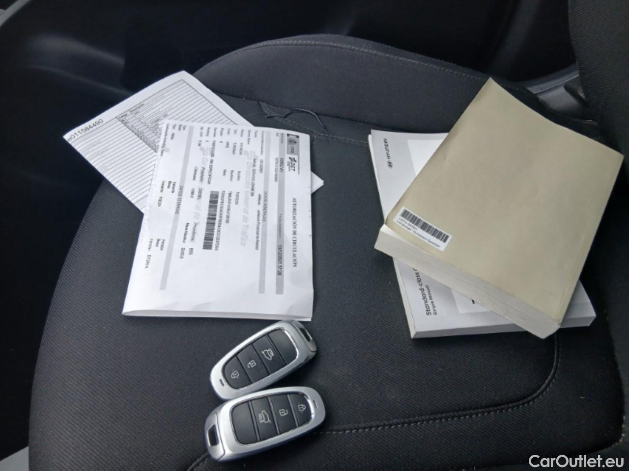  Hyundai  Tucson HYUNDAI  / 2020 / 5P / todoterreno 1.6 CRDI 100kW 48V Tecno DCT 4x4 2C #28