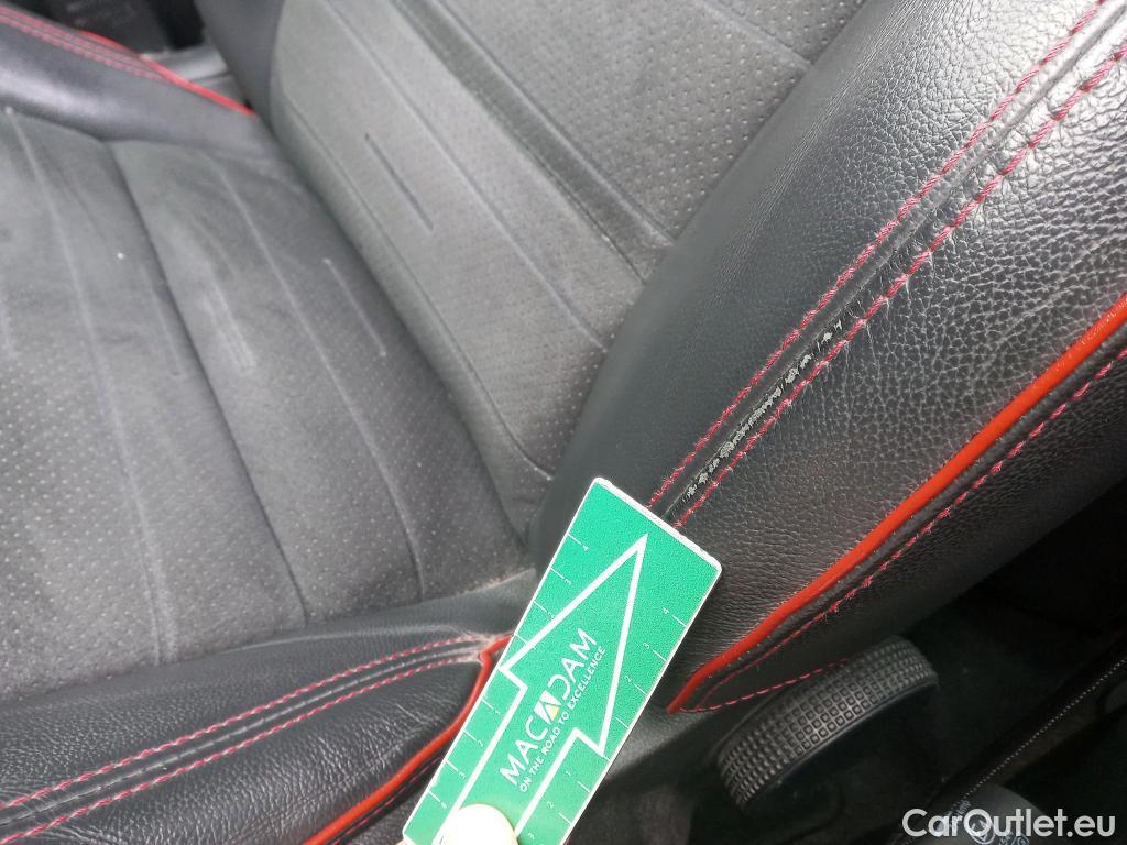  Hyundai  Tucson HYUNDAI  / 2018 / 5P / todoterreno 1.6 CRDI 100kW (136CV) 48V N-Line 4X2 #3