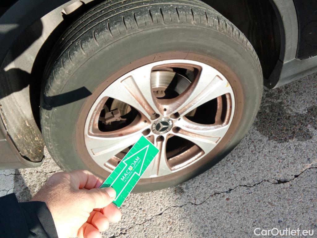  Mercedes  G-Klasee MERCEDES-BENZ CLASE GLC 5p 1G todoterreno GLC 220 d 4MATIC #27