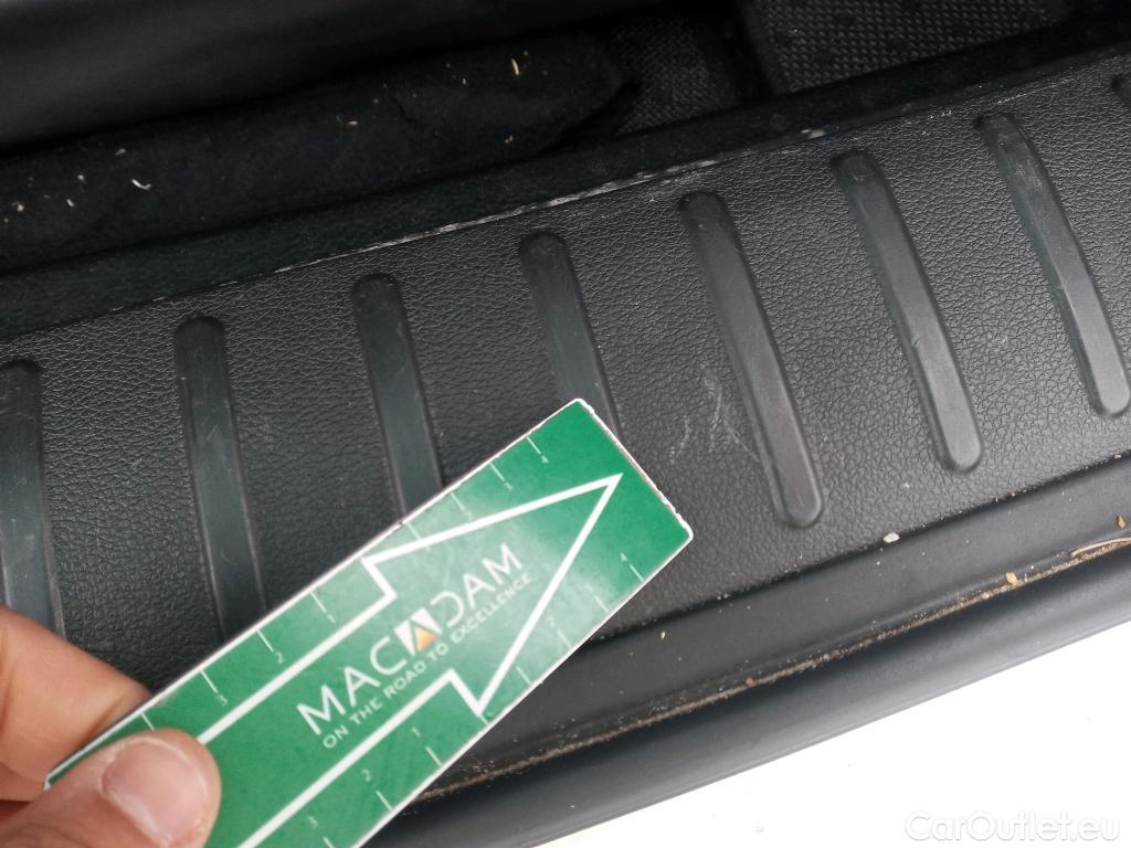  Hyundai  Tucson HYUNDAI  / 2018 / 5P / todoterreno 1.6 CRDI 100kW (136CV) 48V N-Line 4X2 #13