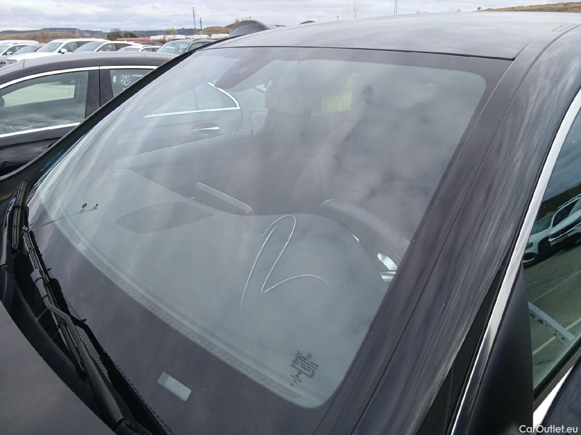  Mercedes  G-Klasee MERCEDES-BENZ GLC Coupé / 2019 / 5P / coupé GLC 220 d 4MATIC #3