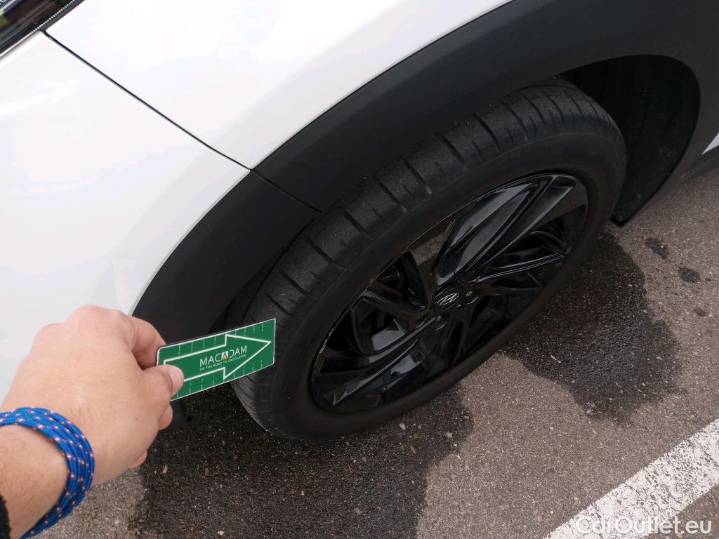  Hyundai  Tucson HYUNDAI  / 2018 / 5P / todoterreno 1.6 CRDI 100kW (136CV) 48V N-Line 4X2 #8