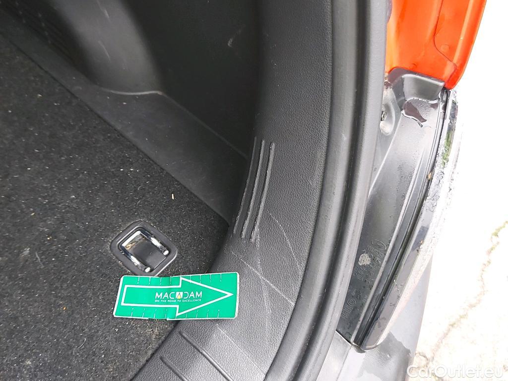  Hyundai  Konna HYUNDAI Kona / 2020 / 5P / todoterreno 1.6 GDI HEV Maxx DCT #21