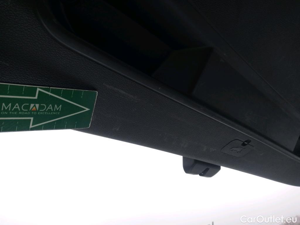  Hyundai  Tucson HYUNDAI  / 2018 / 5P / todoterreno 1.6 CRDI 100kW (136CV) 48V N-Line 4X2 #23