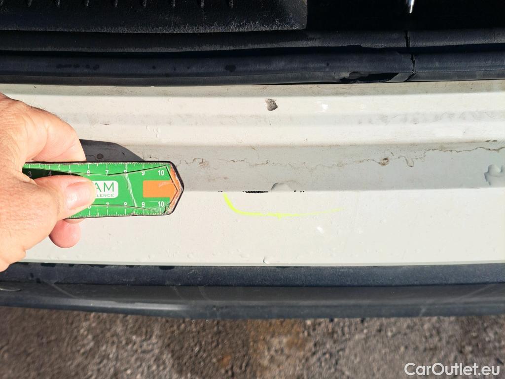  Nissan  Qashqai NISSAN  / 2021 / 5P / todoterreno DIG-T 116kW (158CV) mHEV Xtronic Acenta (AC2) #4