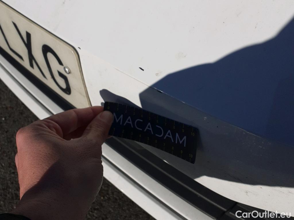  Volkswagen  Golf  VOLKSWAGEN / 2020 / 5P / berlina con portón 2.0 TDI 85kW (115CV) #19