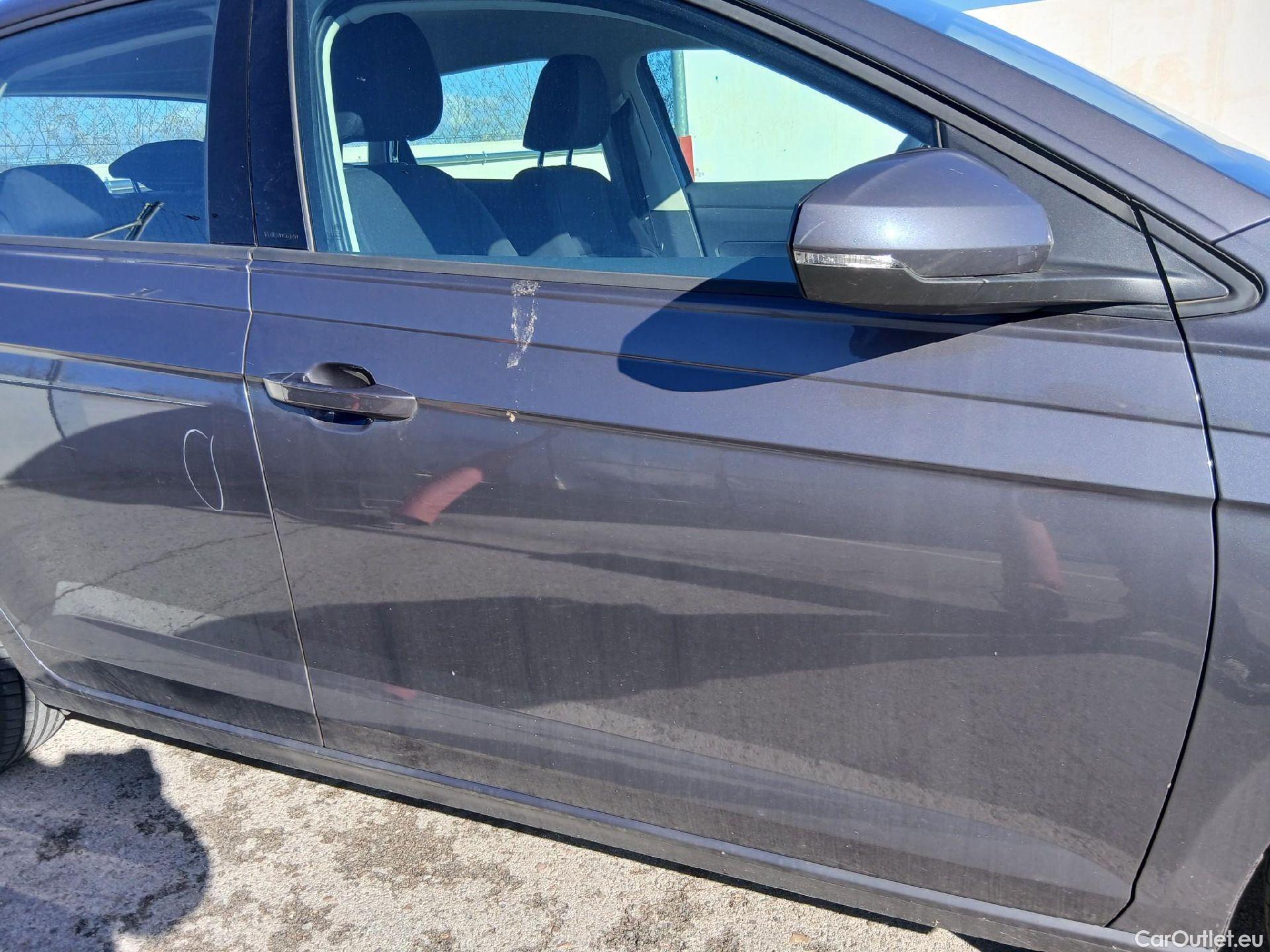  Volkswagen  Polo VOLKSWAGEN  / 2021 / 5P / berlina con portón Life 1.0 TSI 70kW (95CV) #18