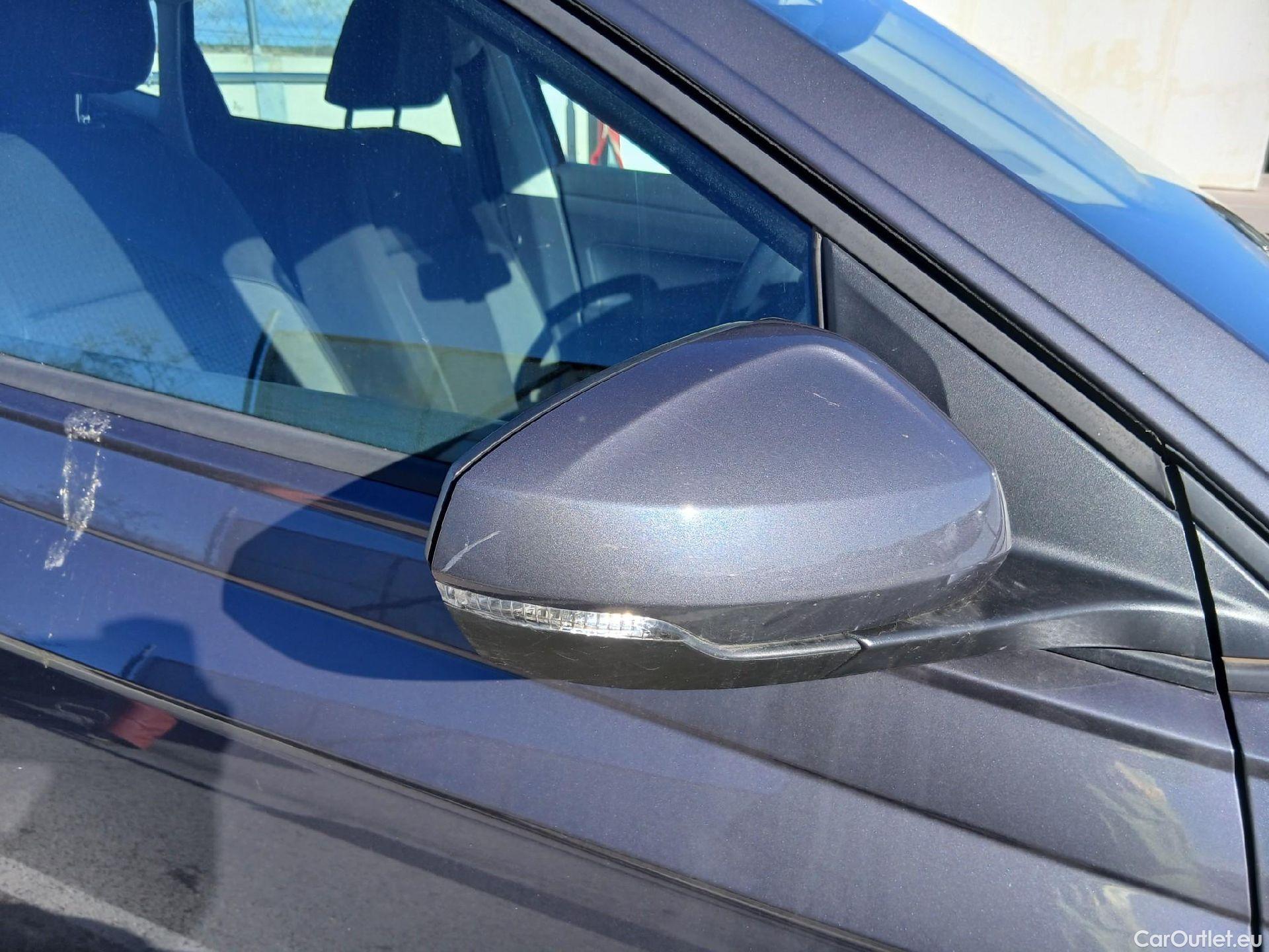  Volkswagen  Polo VOLKSWAGEN  / 2021 / 5P / berlina con portón Life 1.0 TSI 70kW (95CV) #15