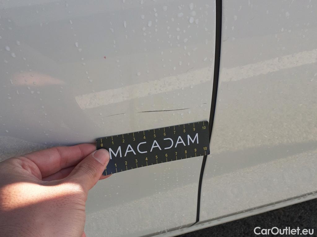  Volkswagen  Golf  VOLKSWAGEN / 2020 / 5P / berlina con portón 2.0 TDI 85kW (115CV) #11