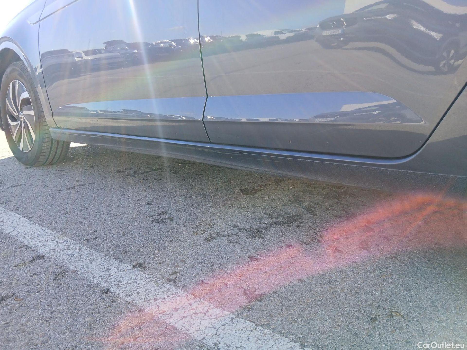  Volkswagen  Polo VOLKSWAGEN  / 2021 / 5P / berlina con portón Life 1.0 TSI 70kW (95CV) #6