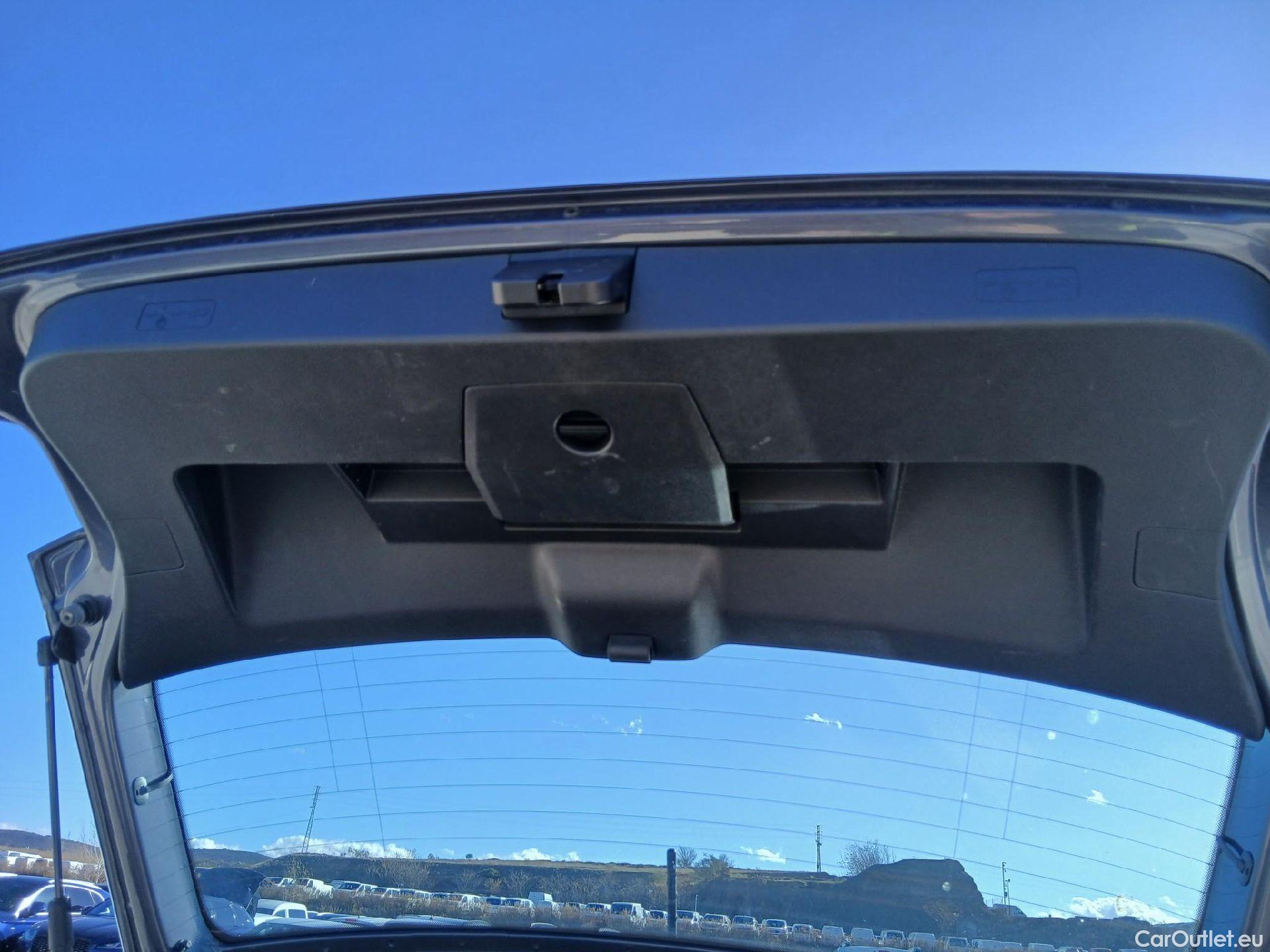  Volkswagen  Polo VOLKSWAGEN  / 2021 / 5P / berlina con portón Life 1.0 TSI 70kW (95CV) #20