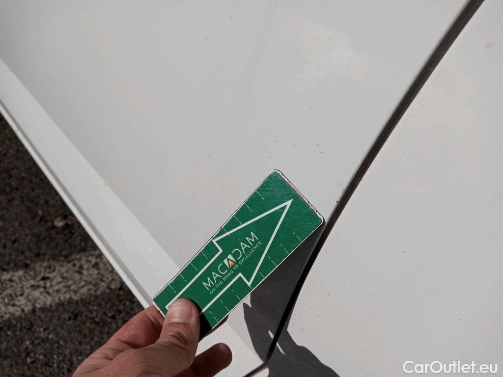  Volkswagen  Polo VOLKSWAGEN  / 2017 / 5P / berlina con portón Advance 1.0 TSI 70kW (95CV) #3