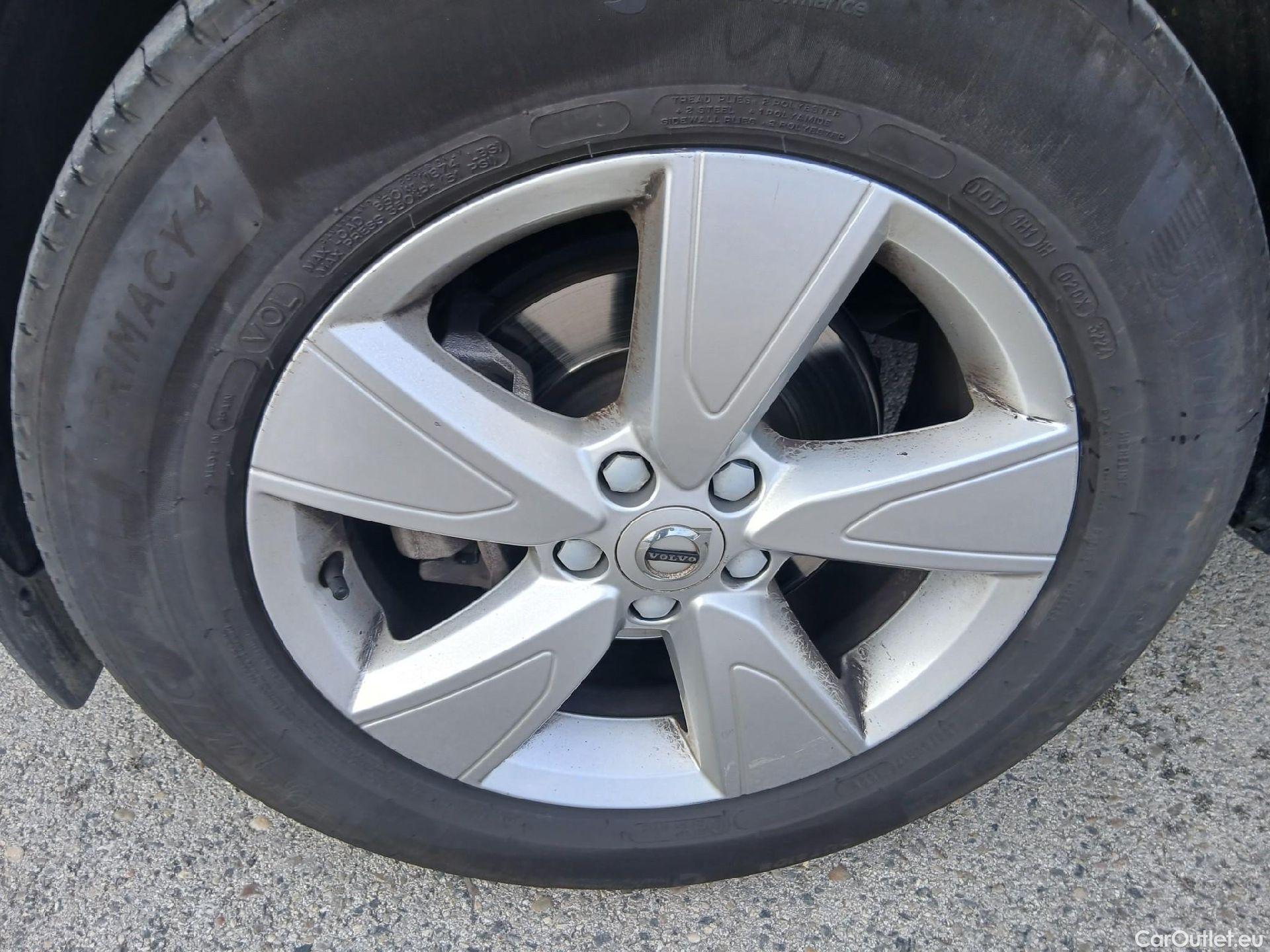  Volvo  XC 40 VOLVO XC40 / 2017 / 5P / todoterreno 1.5 T2 Momentum Core #7