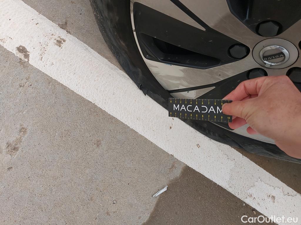  Volvo  XC 40 VOLVO XC40 / 2017 / 5P / todoterreno 1.5 T4 Twin Recharge Inscription Ex Auto #8