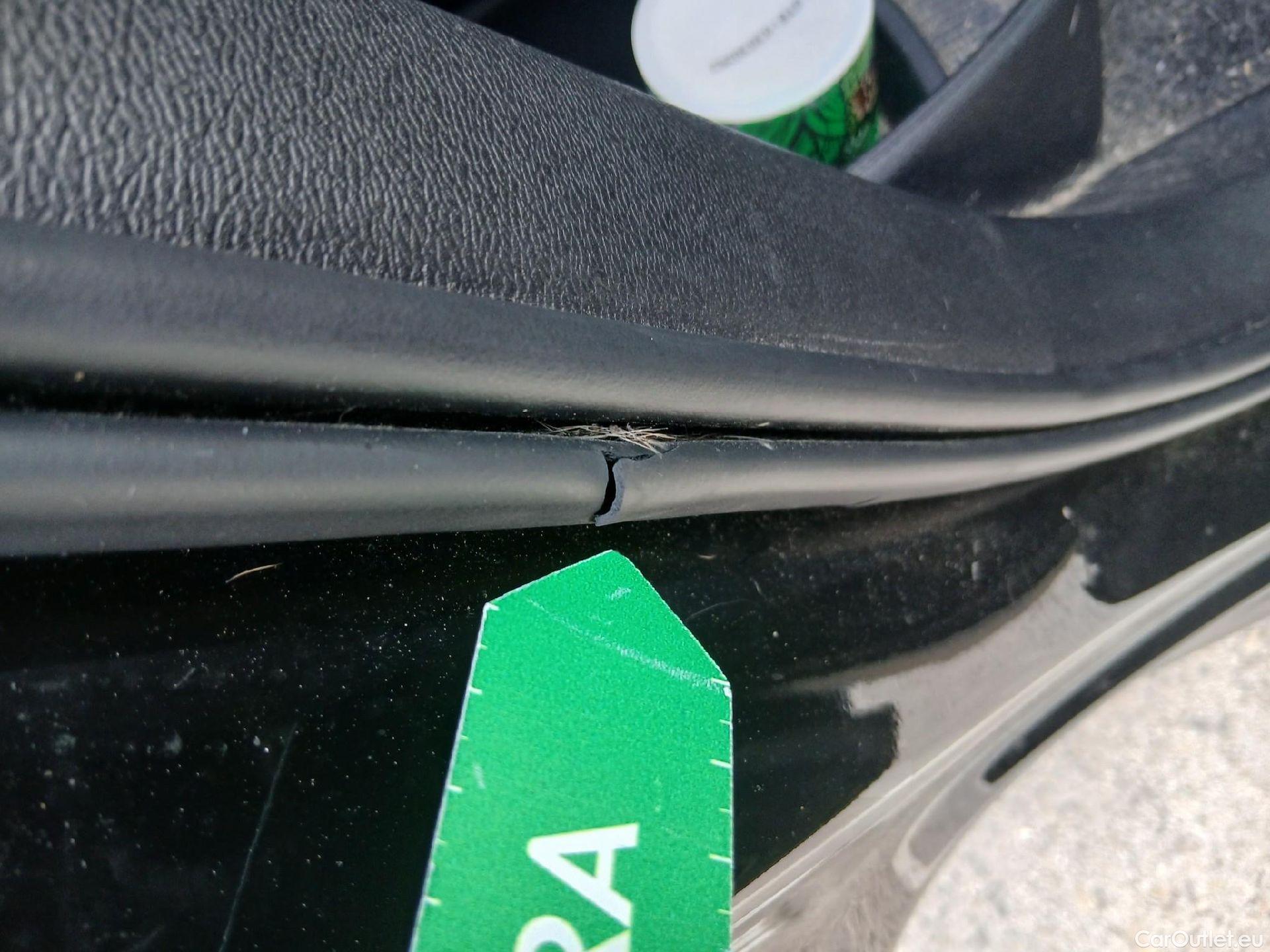  Volvo  XC 40 VOLVO XC40 / 2017 / 5P / todoterreno 1.5 T2 Momentum Core #40