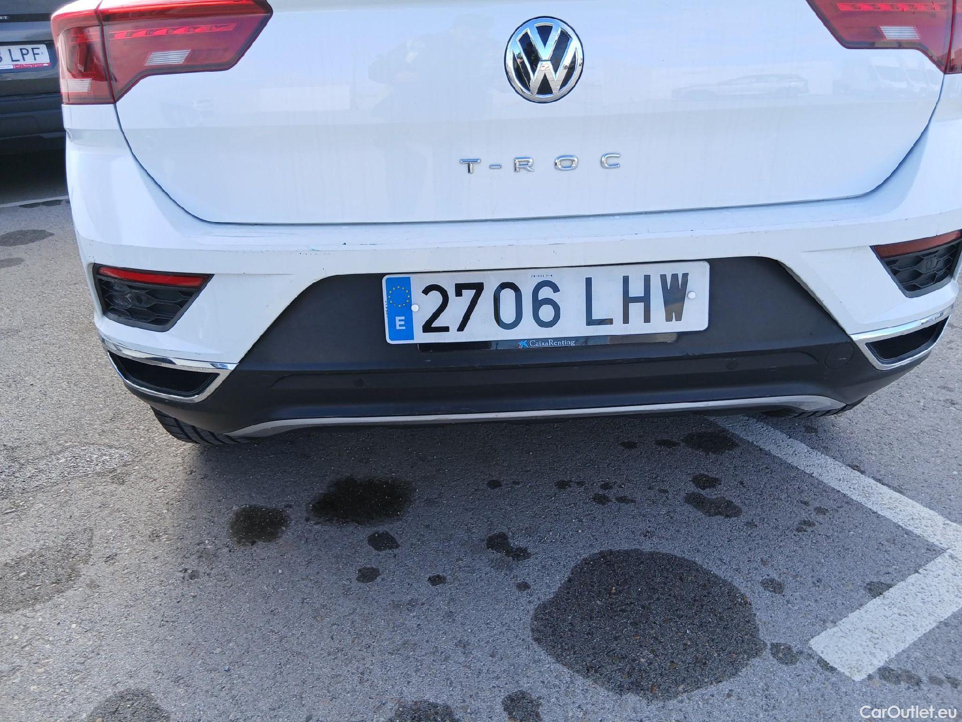  Volkswagen  T-ROC VOLKSWAGEN  / 2017 / 5P / todoterreno Advance 1.0 TSI 85kW (115CV) (CX) #24