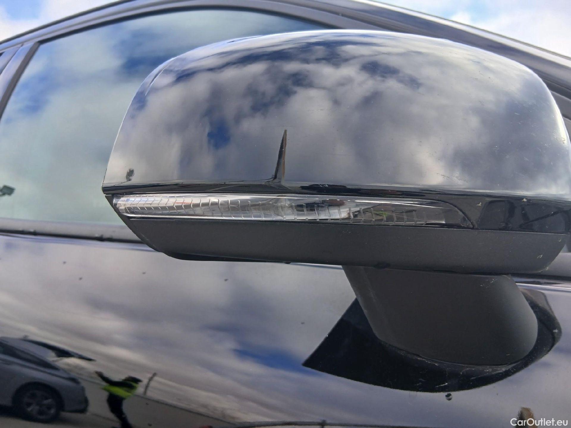  Volvo  XC 40 VOLVO XC40 / 2017 / 5P / todoterreno 1.5 T2 Momentum Core #27