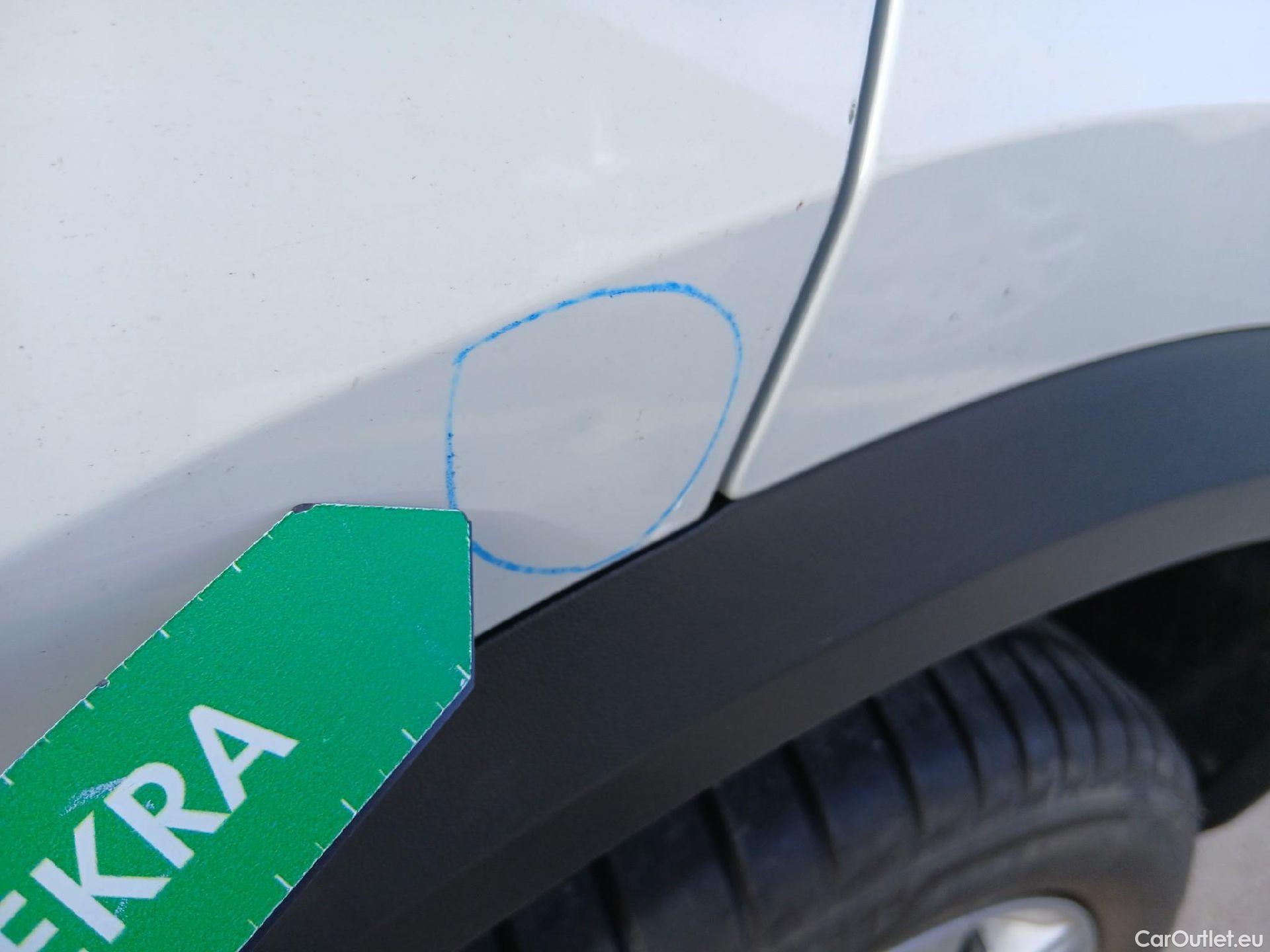  Volkswagen  T-ROC VOLKSWAGEN  / 2017 / 5P / todoterreno Advance 1.0 TSI 85kW (115CV) (CX) #15