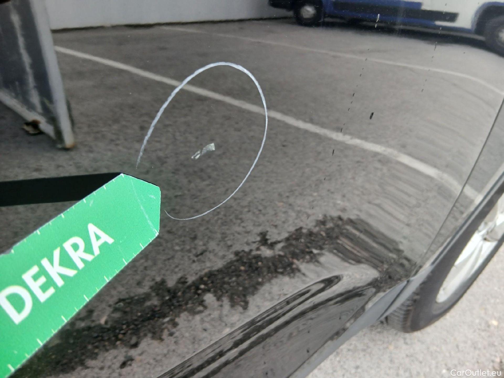  Volvo  XC 40 VOLVO XC40 / 2017 / 5P / todoterreno 1.5 T2 Momentum Core #25