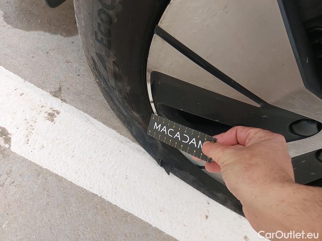  Volvo  XC 40 VOLVO XC40 / 2017 / 5P / todoterreno 1.5 T4 Twin Recharge Inscription Ex Auto #6