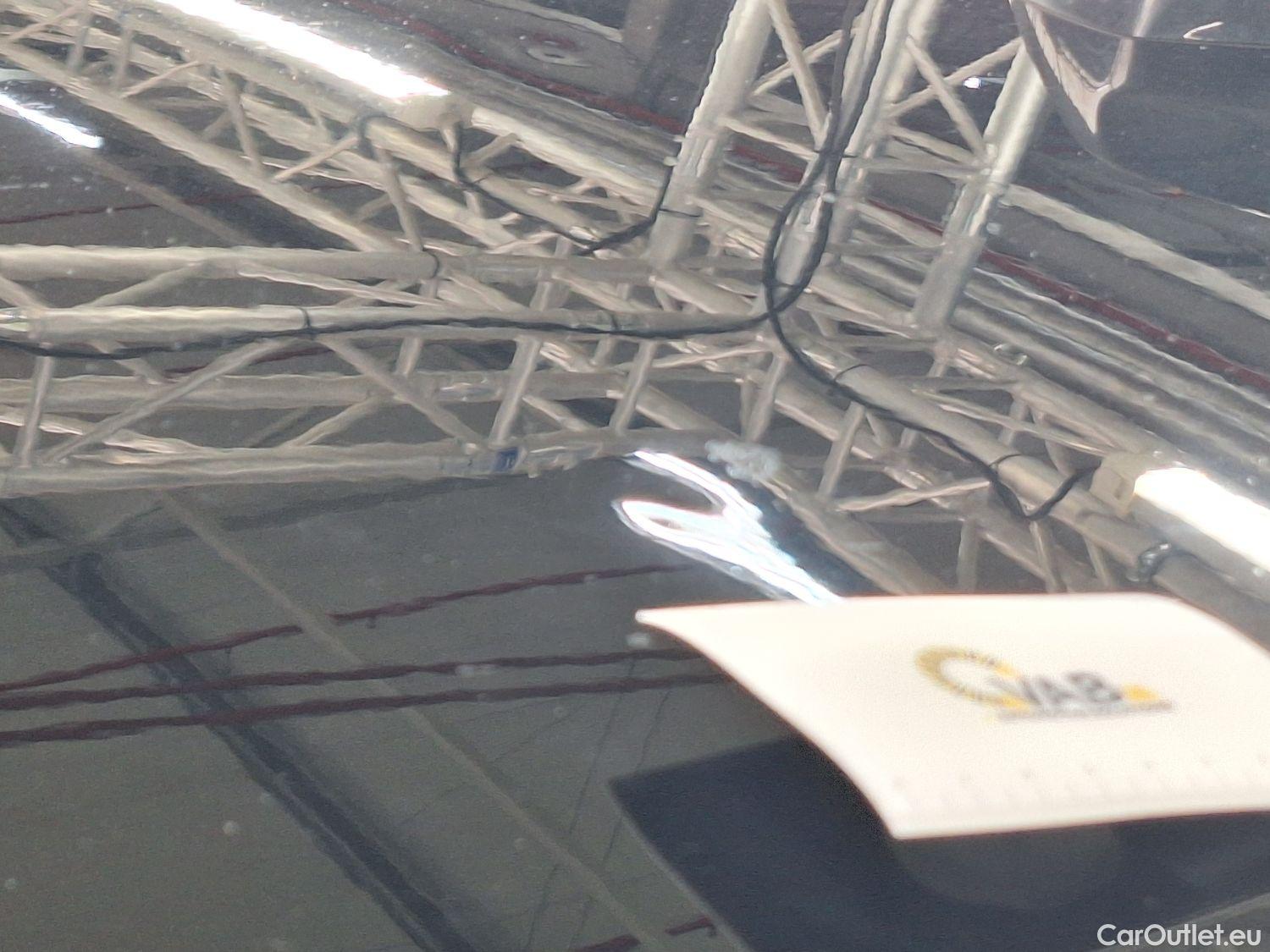  Land Rover  Range Rover Evoque Evoque D165 FWD Man R-Dynam #29