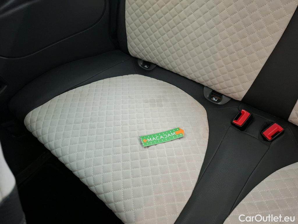  Fiat  500 FIAT  2015 3P Berline Hybrid 1.0 BSG 70 ch Dolcevita #19