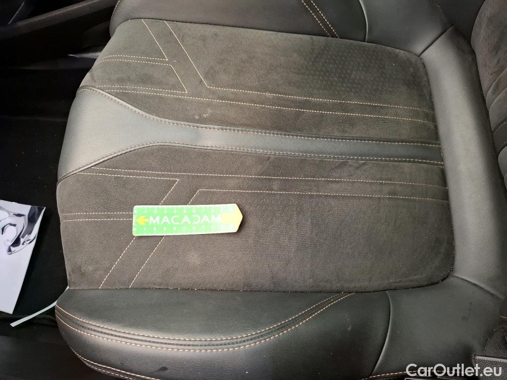  Peugeot  5008  GT Line 1.5 HDi 130CV BVA8 E6dT #115