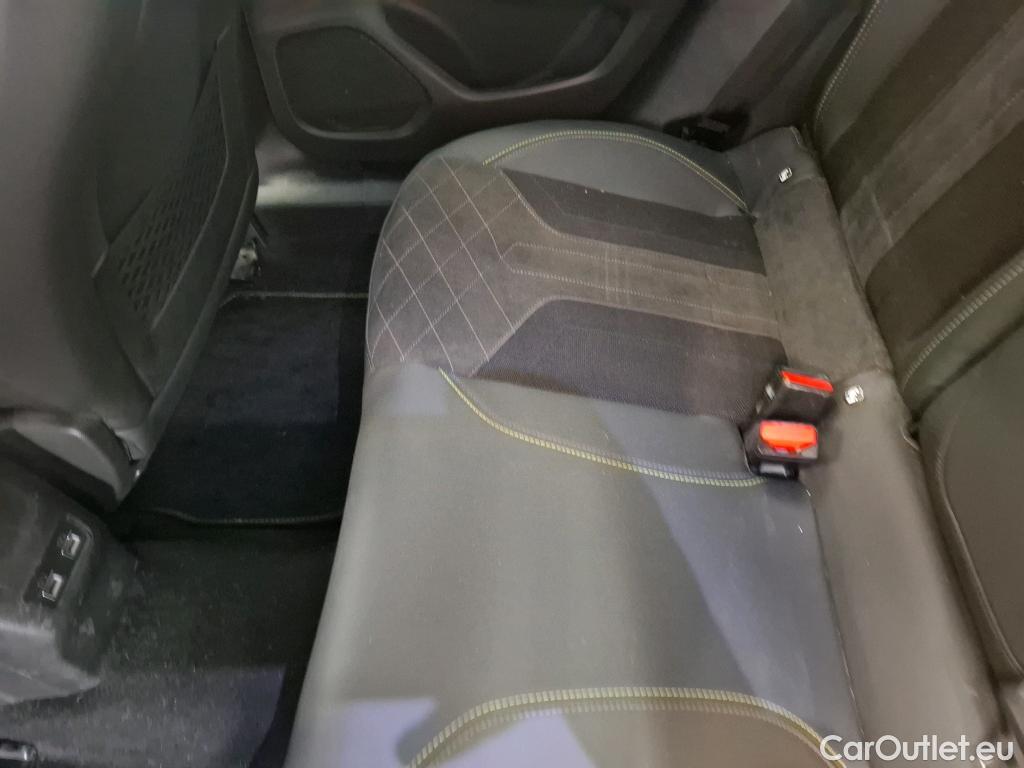  Peugeot  2008 PEUGEOT  / 2019 / 5P / Crossover BLUEHDI 130 S&S EAT8 GT PACK #6